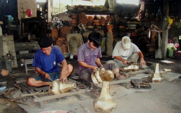 may-giua-hoi-nitto-dung-cho-nganh-duc-dong